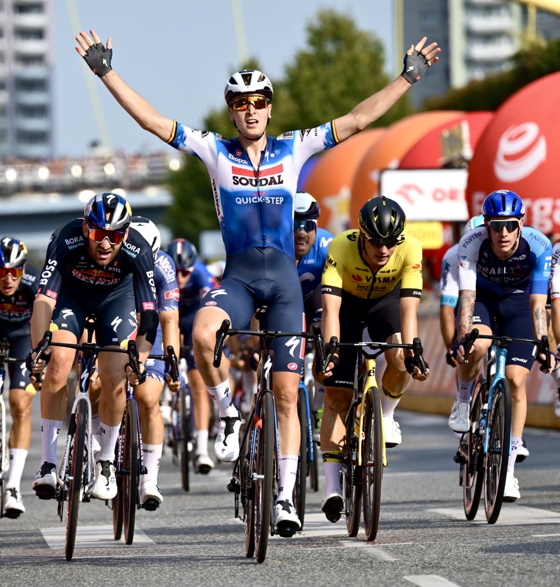 Tim Merlier Returns to Winning in Poland! Tour de Pologne